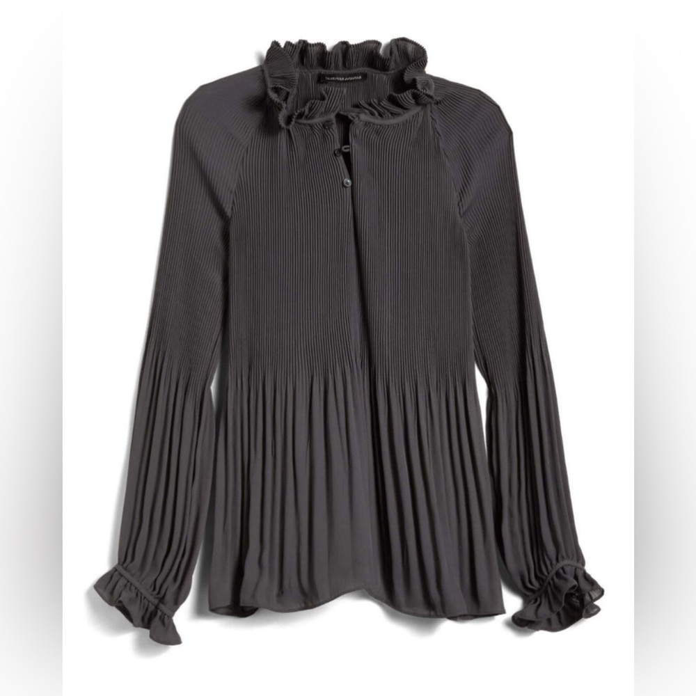 Stunning pleated Banana Republic flint grey top excellent condition